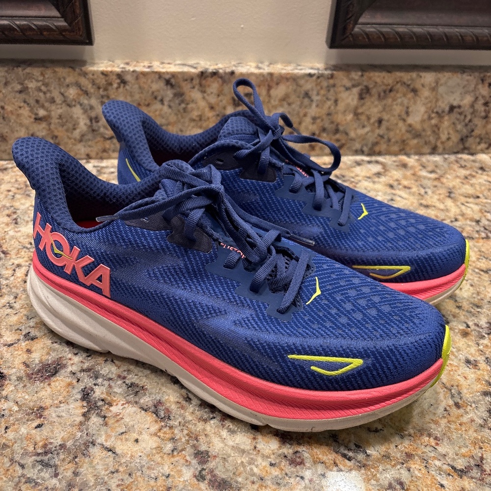Hoka Clifton 9